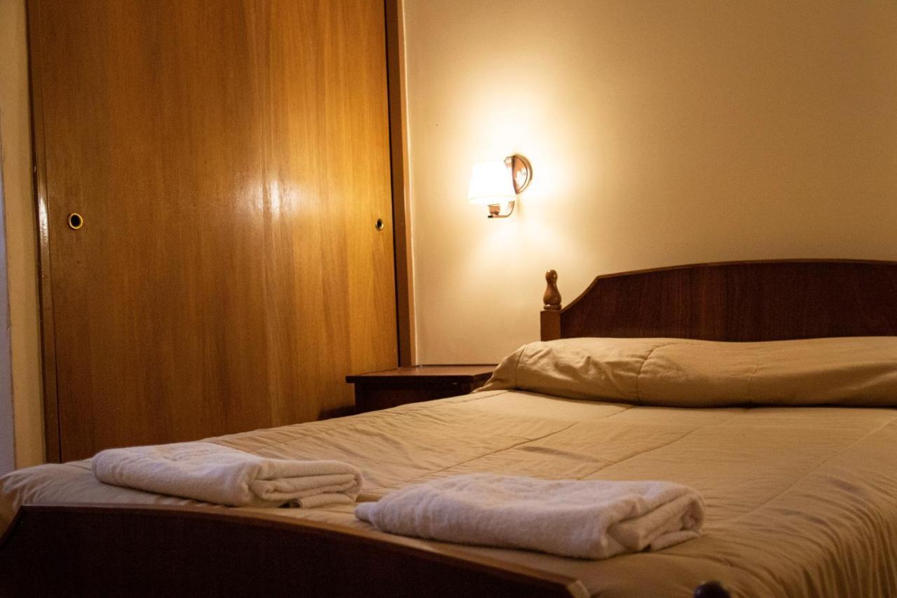 Hotel Provincia トレレウ エクステリア 写真